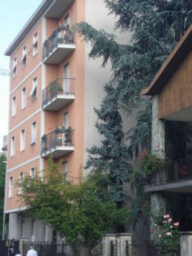Monza San Giuseppe - AFFITTASI appartamento due locali e servizi