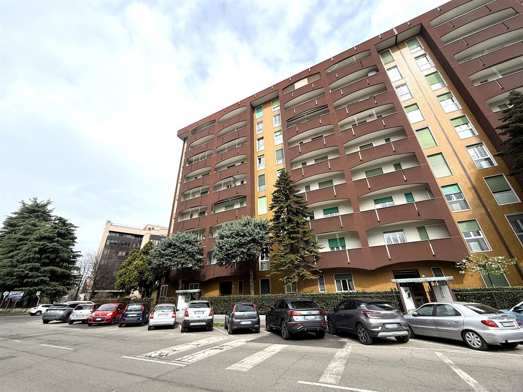 Sesto San Giovanni (MI) – Al confine con Milano e a due passi dal Parco Nord